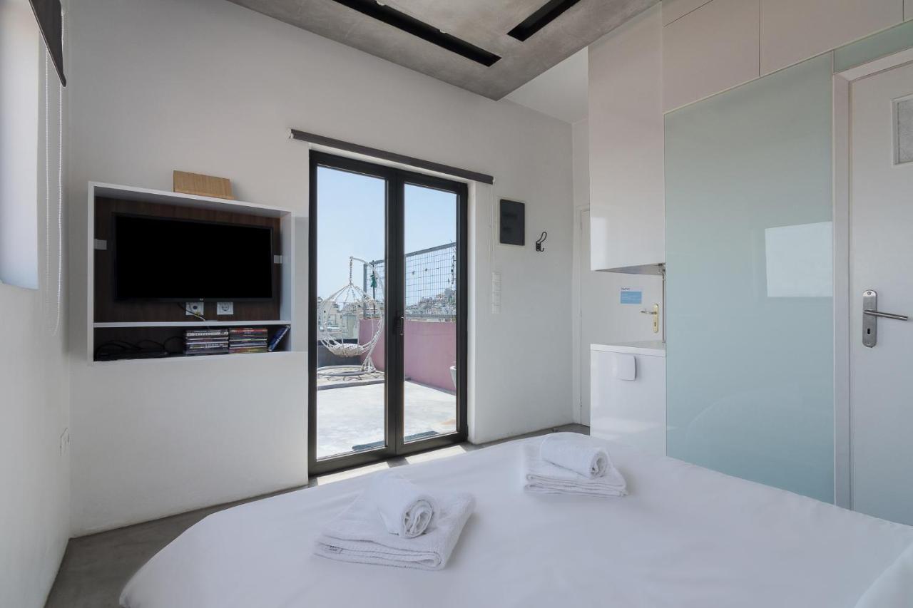 Apartment With Terrace In Piraeus Exterior photo